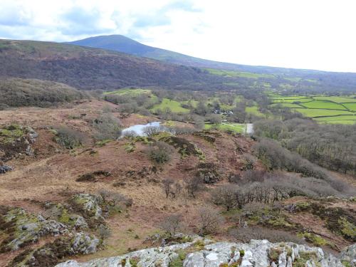 Iekārtas, Rhinog in Llanbedr