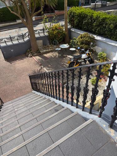 Adelphi Guest House 5