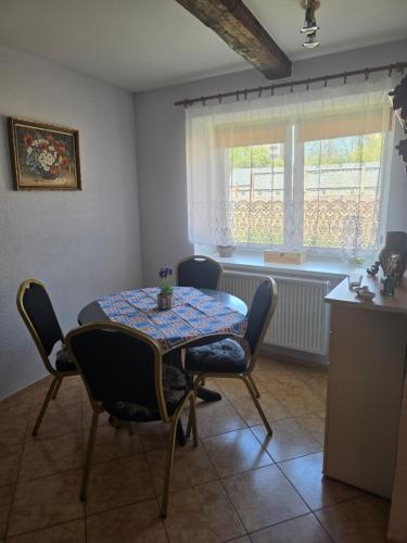 Apartman na statku NH Stables in Tlucna