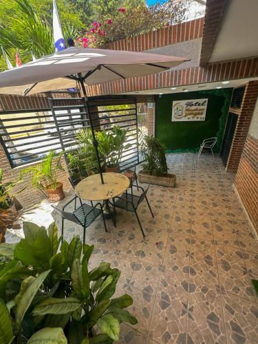 Varanda/terraço, HOTEL MUEVETE POR VARGAS in Catia La Mar