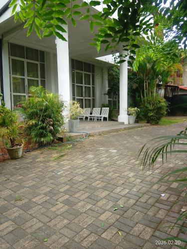 Vegan Stay Colombo Private Room & Meals in Nugegoda