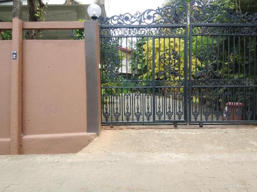Vegan Stay Colombo Private Room & Meals in Nugegoda
