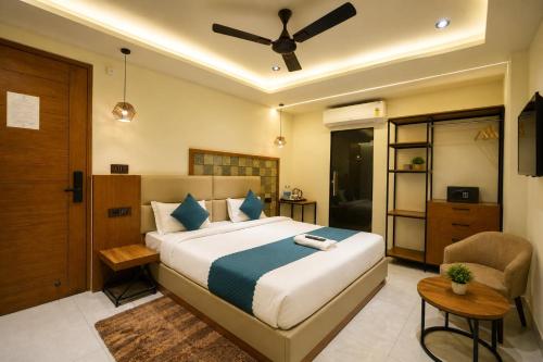 Yes Hotel By The Ganges photo 2