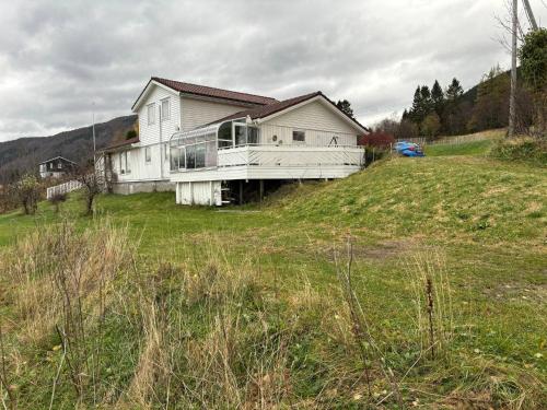 Fjordheart Srbvg 1 in Sørbøvågen