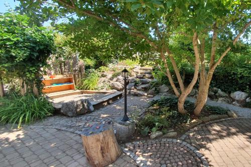 Játszótér, 145 qm Ferienwohnung Beckenhölzle in ruhiger Lage mit Garten und 3 Schlafzimmern (145 qm Ferienwohnung Beckenholzle in ruhiger Lage mit Garten und 3 Schlafzimmern) in Kisslegg