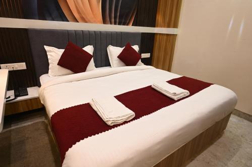 The Raghav Vilas Luxury Stay near Kashi Vishwanath Temple - image 4