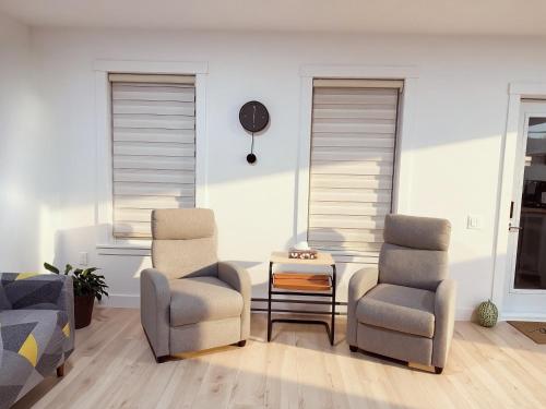 Private Spacious Walkout Suite Near Downtown - Halifax
