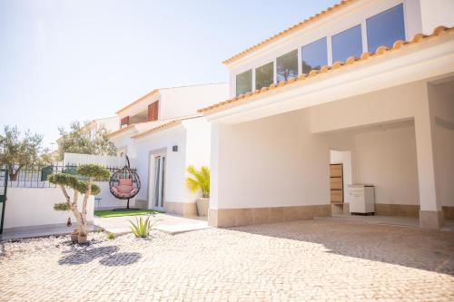 The Green Horizon Villa - Sesimbra in 哥多維亞