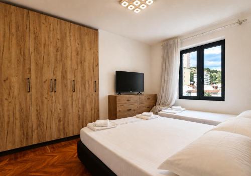 Sunflower Apartment - image 3