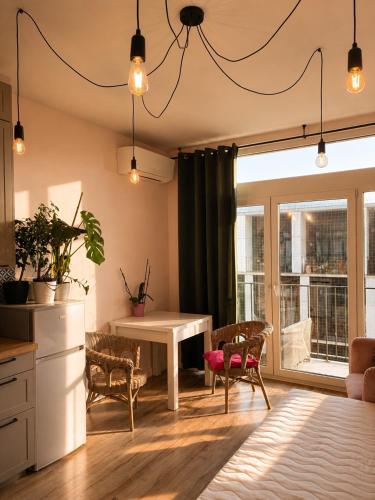 MIŁO Apartament Zarembowicza — other in Władysława Zarembowicza 33/72, Wrocław Poland, 54-530