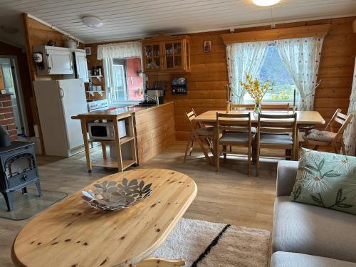 Lysefjord Bloom Cottage Stunning Fjord View in Forsand