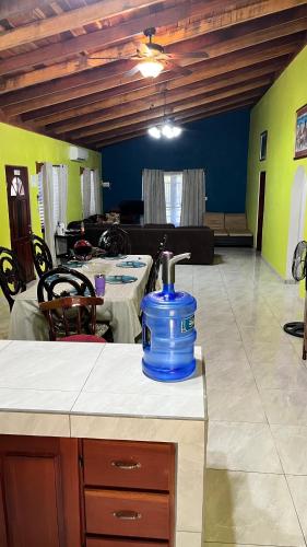 RaicesHouse a Cheerful 3 bedroom home in Belmopan