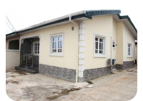 Kadosh Homes - 2Bed Apartment in Ogijo