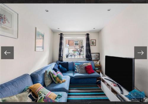 4 bedroom terrace house in desirable neighbour gîte à louer Friern Barnet
