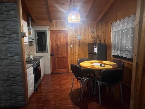 Cabañas Rukaparra (Cabanas Rukaparra) in Termas De Chillan