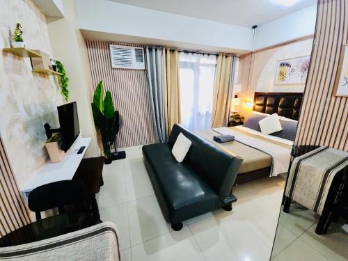 Workcation Low Floor Studio Condo 300 mbps - Manhattan Heights TA4N, Manila