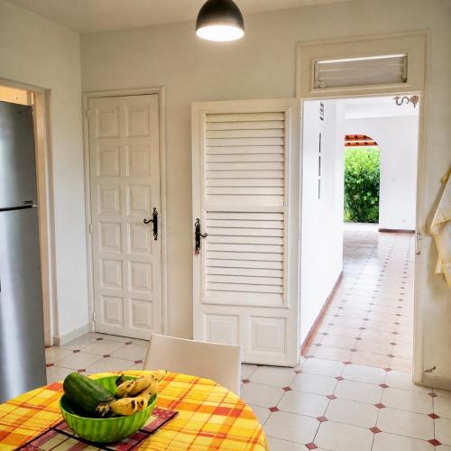 Villa de campagne cosy au cœur d un jardin tropicale à 10min de aéroport (Villa de campagne cosy au cœur d un jardin tropicale a 10min de aeroport) in Ducos