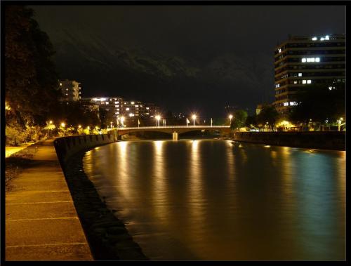 Riedz Apartments - image 2