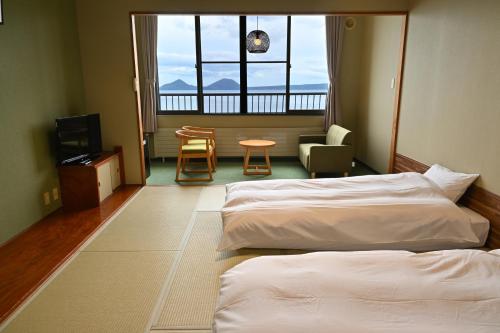room detail thumbnail 0