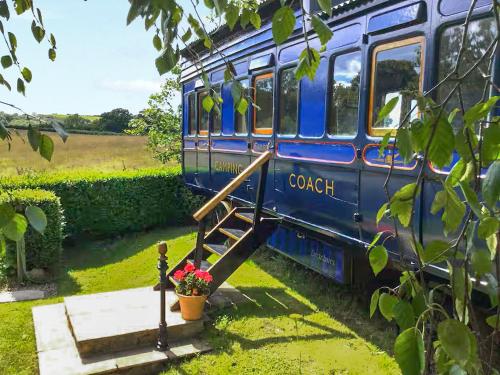 ทัศนียภาพภายนอกโรงแรม, High Cross Camping Coach in บีมินสเตอร์