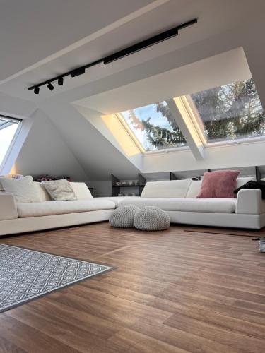 Vendégszoba, Modern Attic Loft in Weisenheim am Sand