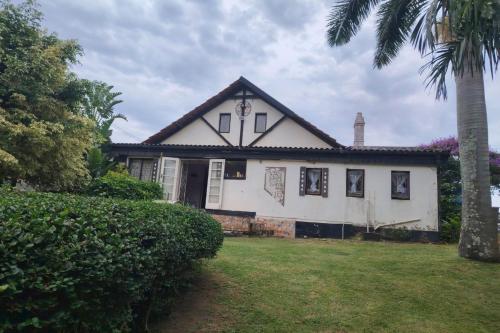 Old Mill House in มาร์เกท