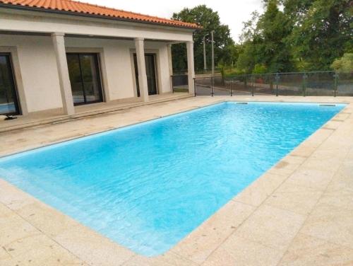 Nogueira House – khách sạn tại Refoios do Lima