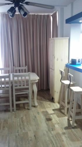 สิ่งอำนวยความสะดวก, Estudio en Edificio Alnes in มาร์เดลพลาตา