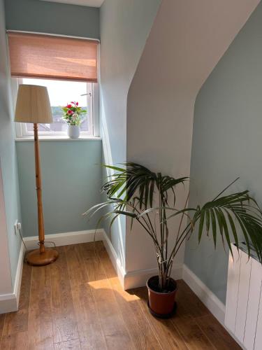 Galway home near city and beach in Barna