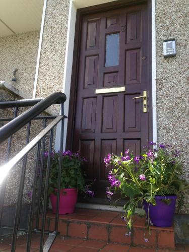 Galway home near city and beach in Barna