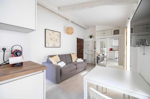 A C studio in the heart of Cannes – Old Port