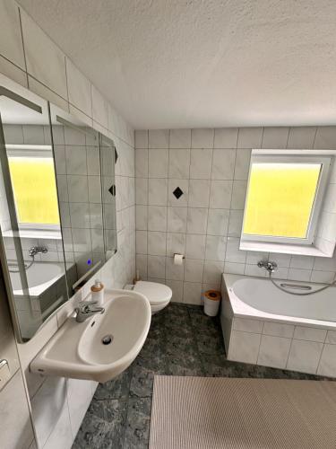 Fürdőszoba, FeWo HoKi in Helmstadt