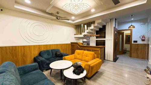 Yes Hotel By The Ganges photo 3