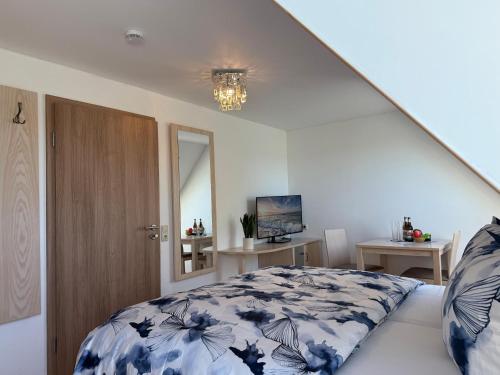 Gästezimmer 2 - Pension vorm Darß in Hirschburg, Deutschland