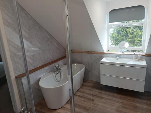 Bron Orme Private Hotel, Llandudno (photo 3)
