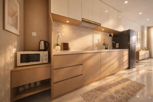 Kitchen, HCMC Prestige Apartment - Free Resort Pool & Elite Gym in Phuoc Kien