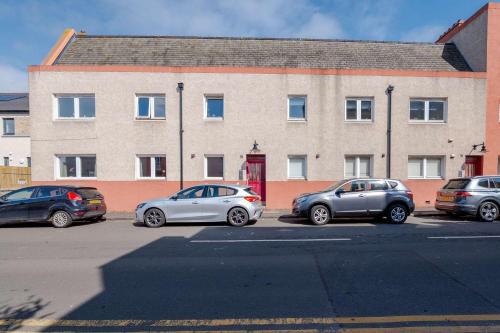 3BR Free Parking Near Hopetoun & Edinburgh Airport in Бонесс