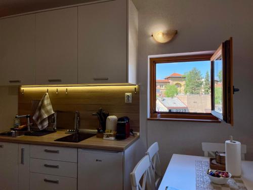 Apartment Ten