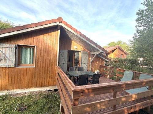 Chalet Cozy au coeur du Jura in Uxelles