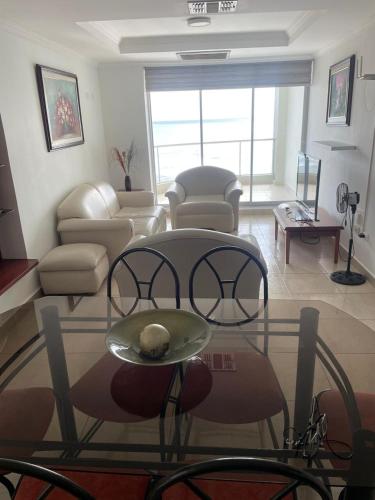 Apartamento frente al mar