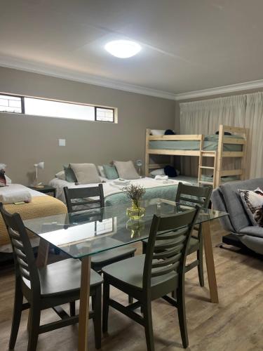 Compass 4 overnight Langenhovenpark – khách sạn tại Công viên Langenhoven