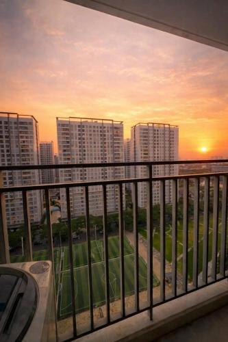 View, HCMC Prestige Apartment - Free Resort Pool & Elite Gym in Phuoc Kien