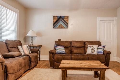 Quiet Townhome Haven