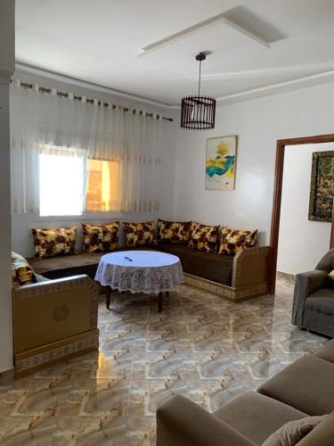 Azla Beach Escape - Cozy Apartment, Tetuán