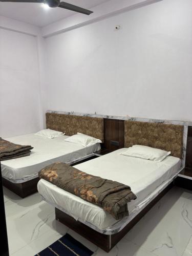 Dixit’s Residency in Omkareshwar