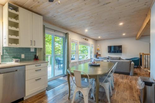 Létesítmények, Diamond Lakehouse | SUP, Canoe, BBQ, Aurora Magic in Highland Grove (ON)