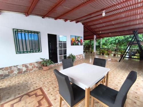 Iekārtas, Casa Finca la Casona con Piscina Privada - Cerca al Parque Tayrona in Jordan