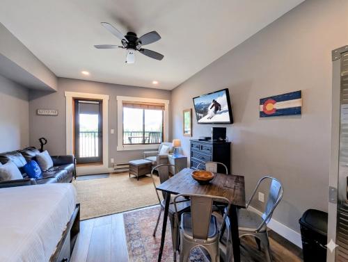 Slopeside 2762A by SummitCove Lodging in Colorado, Keystone