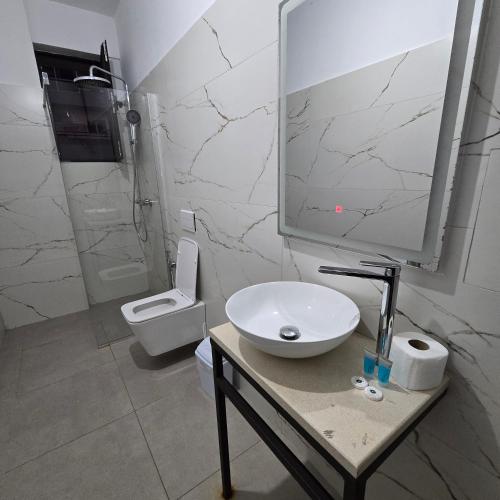 Azuree Bay ApartHotel - image 3