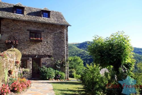 Gite cosy pour un séjour apaisant dans la vallée du Lot (Gite cosy pour un sejour apaisant dans la vallee du Lot) in Vieillevie